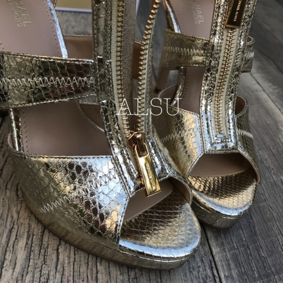 Michael Kors Damite Platform Embossed Pale Gold W - Picture 6 of 8